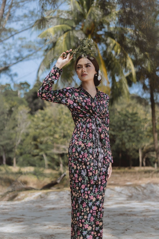 Blooming Series Armina - black